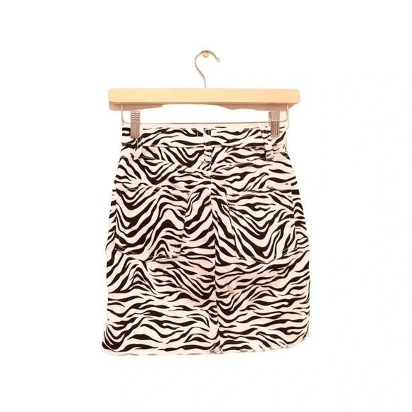 Aritzia | Wilfred zebra / animal print denim / Jean mini skirt - Size Zero - Picture 4 of 6